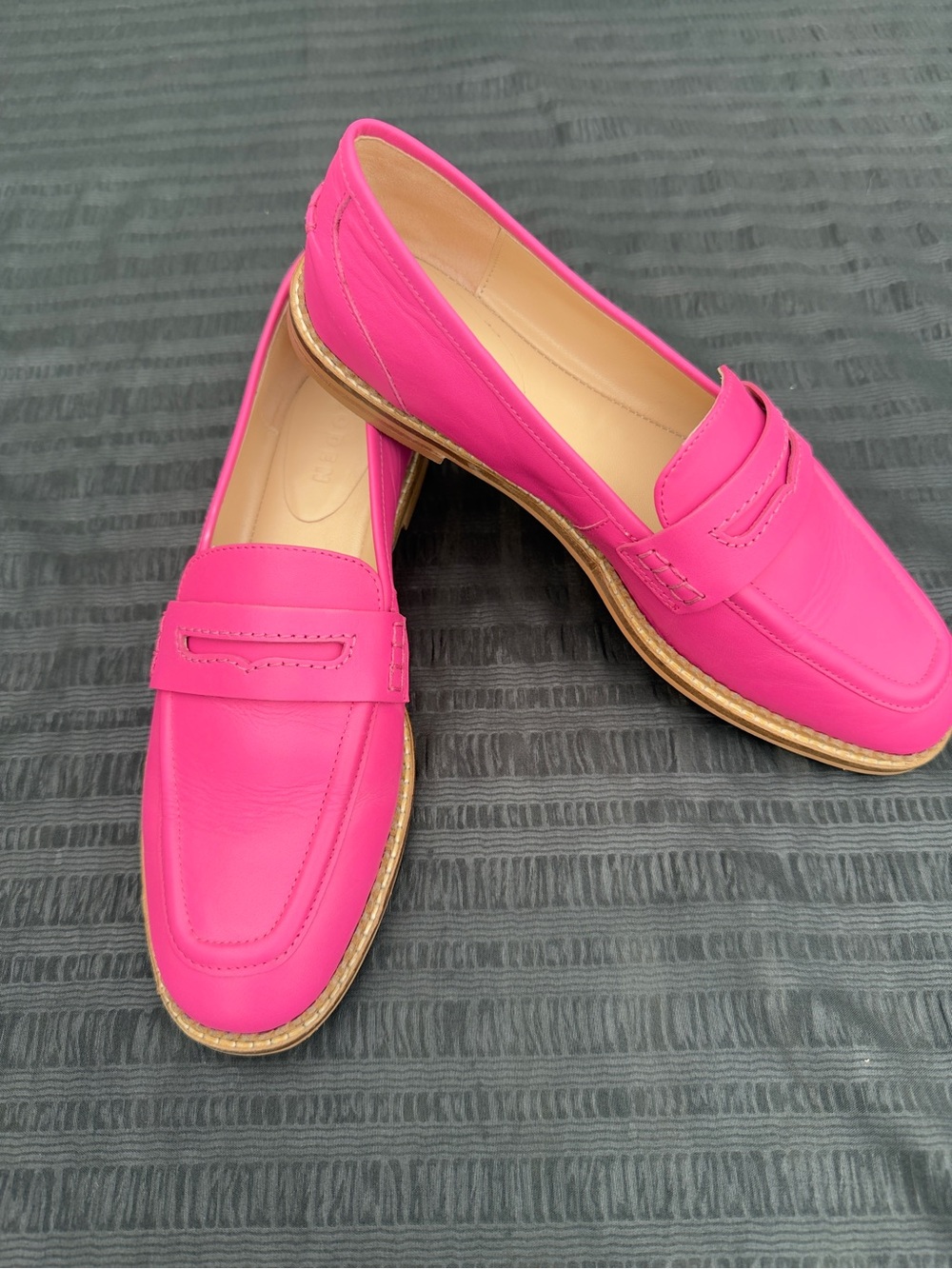 BODEN  Hot Pink Penny 100% Upper Leather Loafers SIZE 40